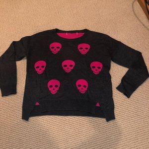 skull long sleeve top
